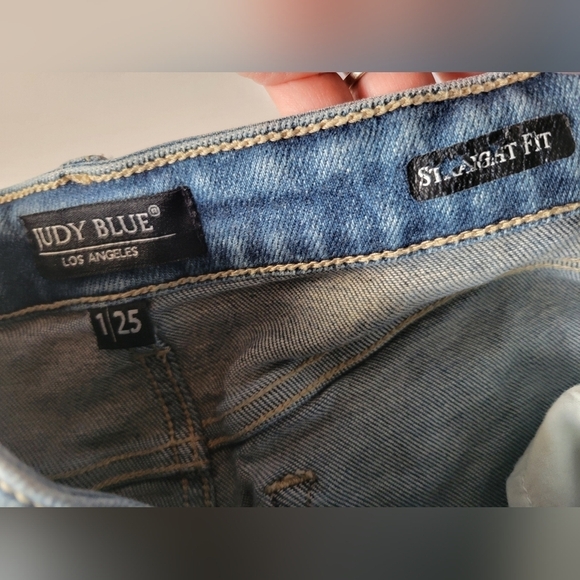 Judy Blue Straight Fit Distressed Jeans Size 25 in Blue - Picture 12 of 13